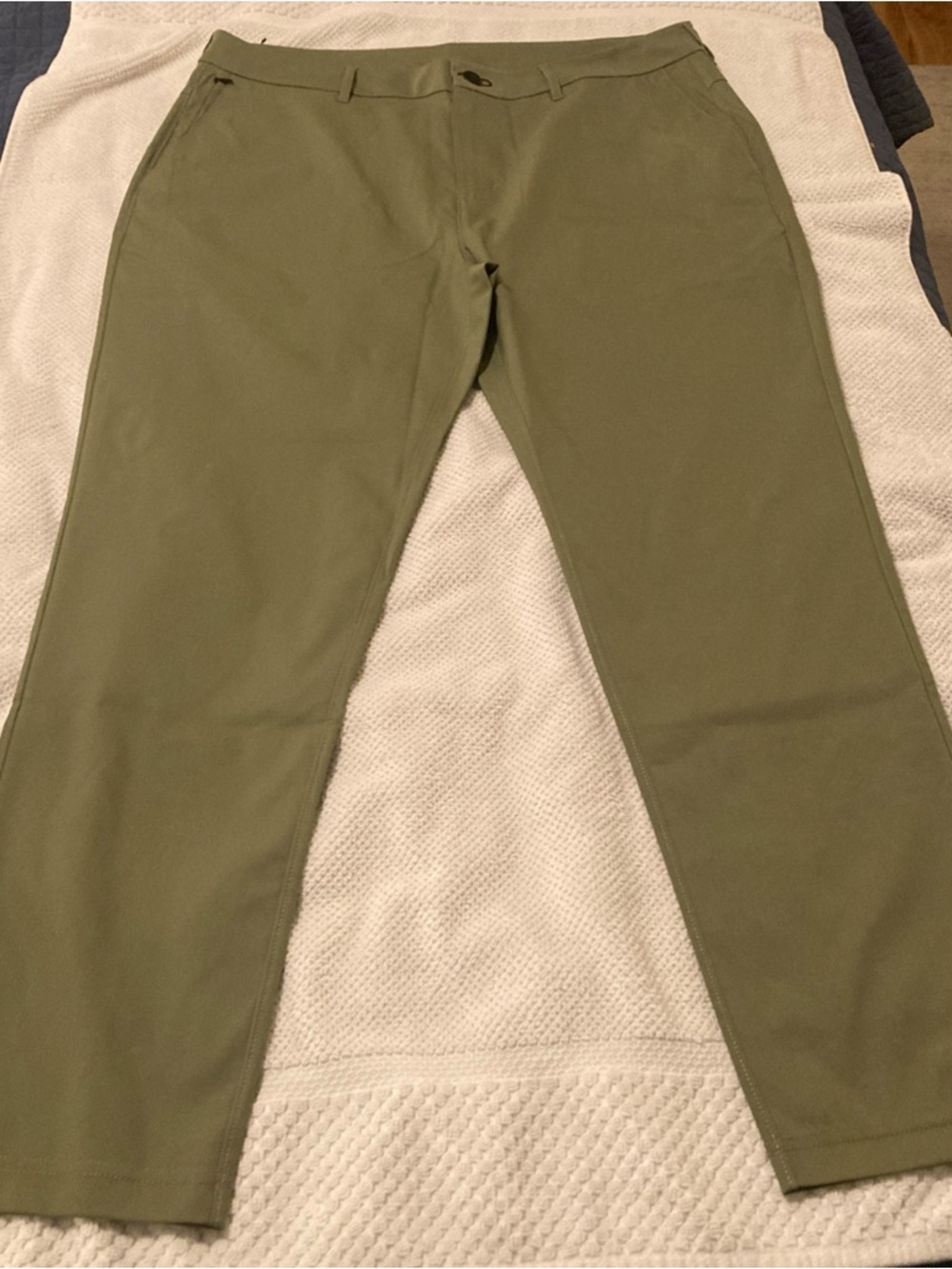 Public Rec Dealmaker  Green pants Casual performance stretch 34/30 new no tags